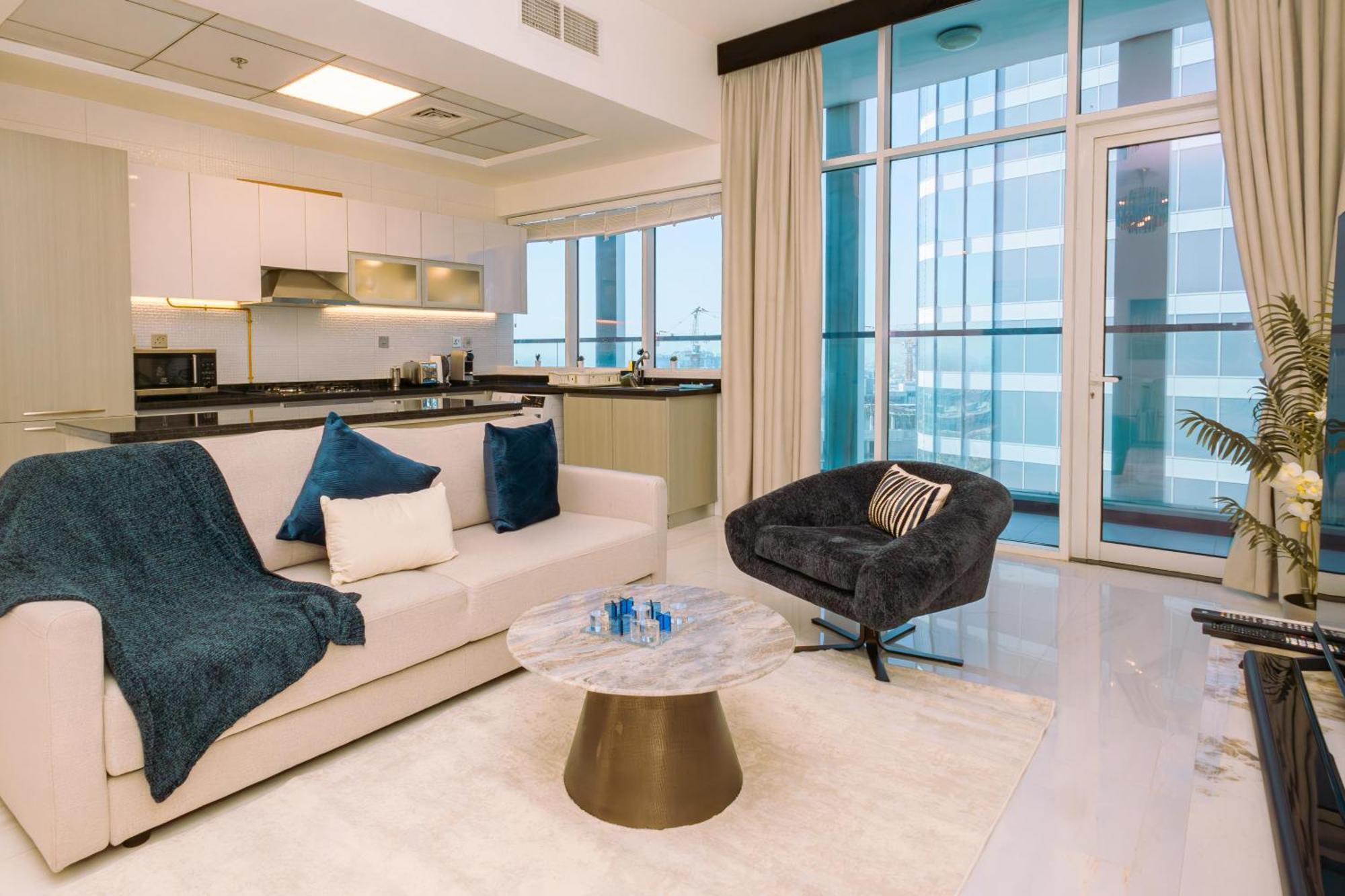 Appartement Welhome - Opulent Retreat With Panoramic Cityscape Views Dubai